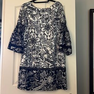 GUC Eliza J Bell Sleeved Dress